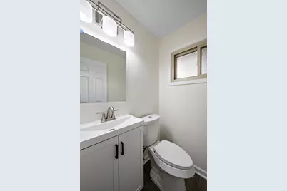 21934 S Nunneley Road, Clinton Twp, MI 48035 - Photo 29