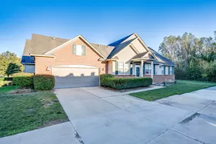 29581 Trail Creek Dr, New Boston, MI 48164 - Photo 43