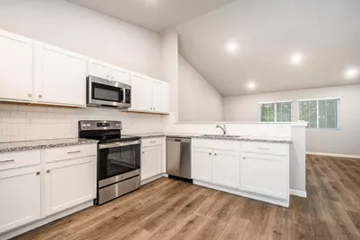 709 Skyview Trail, Ionia, MI 48846 - Photo 13