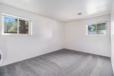 742 W Kilgore Road #108, Kalamazoo, MI 49008 - Photo 11