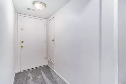 742 W Kilgore Road #108, Kalamazoo, MI 49008 - Photo 3