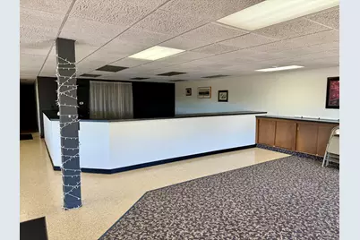 3010 Wildwood Avenue, Jackson, MI 49202 - Photo 11