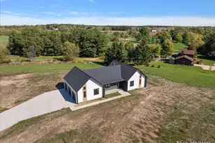 6121 Barry St, Hudsonville, MI 49426 - Photo 3