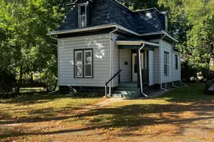 1034 Williams St, Jackson, MI 49203 - Photo 1