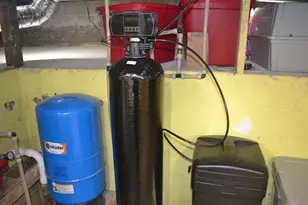 235 Oak St, Battle Creek, MI 49037 - Photo 17