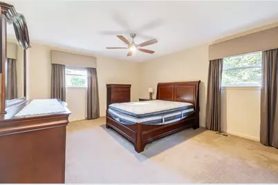 26036 Parke Lane, Grosse Ile, MI 48138 - Photo 17