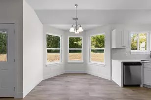 2026 Green Acres Dr, Adrian, MI 49221 - Photo 9