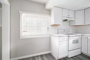 108 N Disbrow St, Cassopolis, MI 49031 - Photo 7