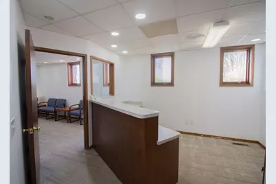 712 W Centre Avenue, Portage, MI 49024 - Photo 3