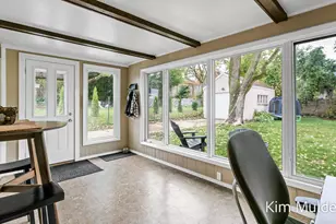 931 Frederick Ave NW, Grand Rapids, MI 49504 - Photo 21