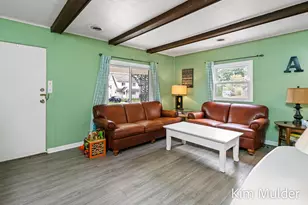 931 Frederick Ave NW, Grand Rapids, MI 49504 - Photo 7