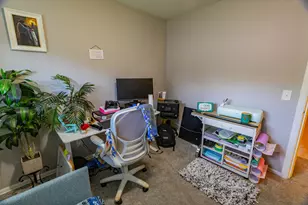 3704 Borgess Dr, Kalamazoo, MI 49048 - Photo 15