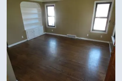 15534 Chestnut Avenue, Eastpointe, MI 48021 - Photo 3