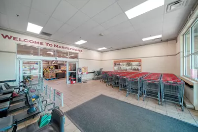 325 Railroad Street, Hudson, MI 49247 - Photo 3