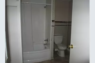 8291 Lozier Avenue Avenue, Warren, MI 48089 - Photo 11