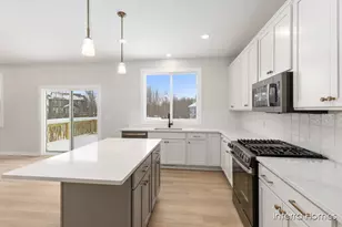 7326 Graymoor St SE, Caledonia, MI 49316 - Photo 9