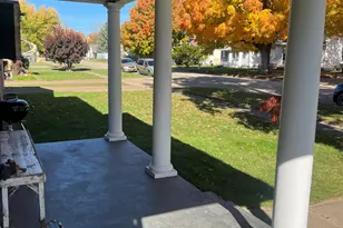 614 Magnolia St, Three Oaks, MI 49128 - Photo 3