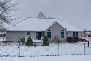 2499 Crestwood Dr, Adrian, MI 49221 - Photo 45