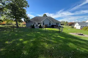 2499 Crestwood Dr, Adrian, MI 49221 - Photo 53