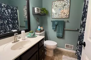 2499 Crestwood Dr, Adrian, MI 49221 - Photo 29