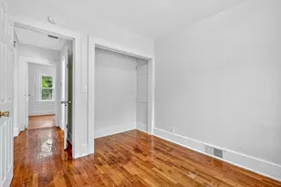 224 E Lincoln Ave, Muskegon, MI 49444 - Photo 17