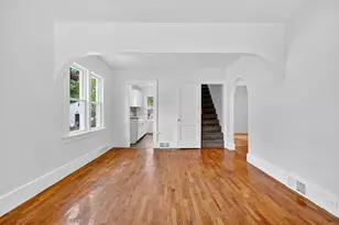 224 E Lincoln Ave, Muskegon, MI 49444 - Photo 15