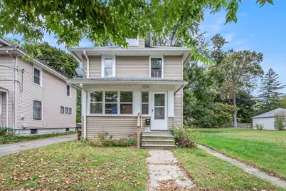520 N Pleasant Street, Jackson, MI 49202 - Photo 1