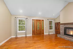 6375 Duxbury Dr SE, Ada, MI 49301 - Photo 11