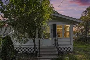 446 N 24th Street N, Springfield, MI 49037 - Photo 13