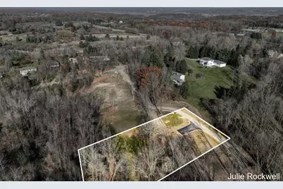 4276 Bradford Street NE, Grand Rapids, MI 49525 - Photo 1