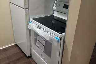 31831 Grand River Ave Ave, Farmington, MI 48336 - Photo 9