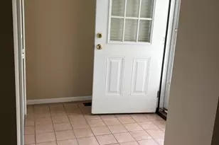 37403 Stonegate Cir, Clinton Twp, MI 48036 - Photo 3