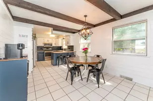 212 S Hillcrest St, Greenville, MI 48838 - Photo 7