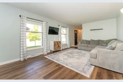 212 S Hillcrest Street, Greenville, MI 48838 - Photo 13