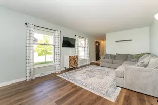 212 S Hillcrest St, Greenville, MI 48838 - Photo 13