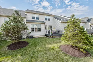 3075 N Spurway Dr, Ann Arbor, MI 48105 - Photo 3