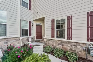 3075 N Spurway Dr, Ann Arbor, MI 48105 - Photo 5