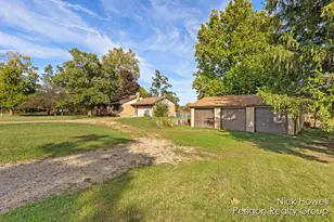 26131 M-40, Gobles, MI 49055 - Photo 5