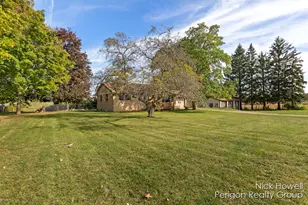 26131 M-40, Gobles, MI 49055 - Photo 23