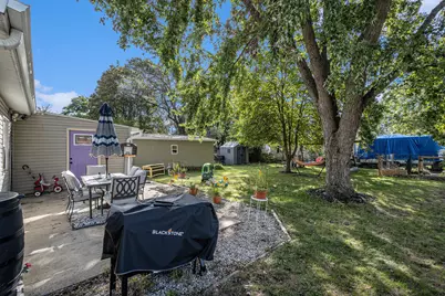 1131 Frisbie Boulevard, Springfield, MI 49037 - Photo 13