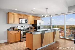 335 Bridge St NW, Grand Rapids, MI 49504 - Photo 11