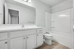 48692 Silver Oaks Blvd, Mattawan, MI 49071 - Photo 15