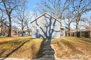 1653 McIlwraith St, Muskegon, MI 49442 - Photo 17