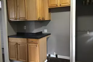 19453 Roscommon St, Harper Woods, MI 48225 - Photo 5