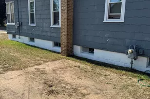 590 McLaughlin Ave, Muskegon, MI 49442 - Photo 3