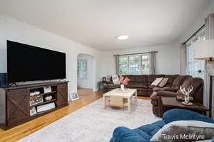 720 W Bond St, Hastings, MI 49058 - Photo 5