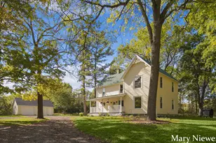 10652 Nugent Ave NE, Rockford, MI 49341 - Photo 13