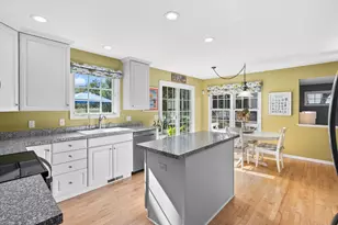 7236 Hampstead Ln, Portage, MI 49024 - Photo 9