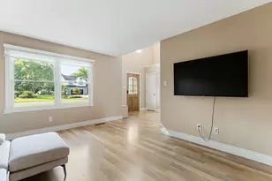 1785 Meadow Grove Pl, Saint Joseph, MI 49085 - Photo 17