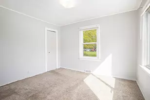 5467 Keyes Dr, Kalamazoo, MI 49004 - Photo 7